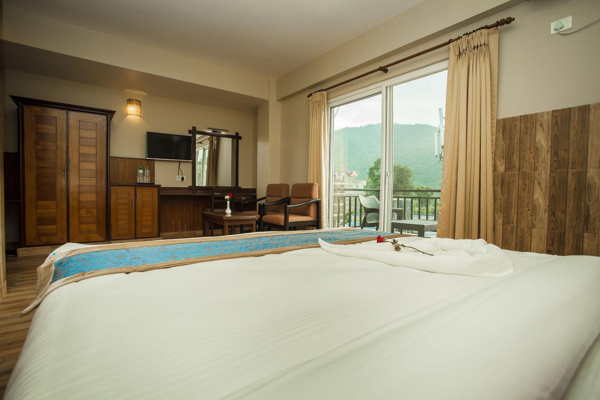 Pokhara Choice Inn Exterior photo