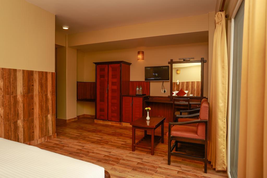 Pokhara Choice Inn Exterior photo