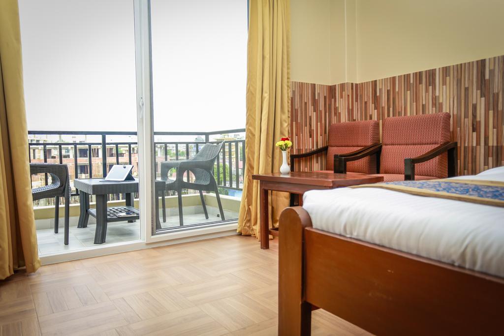 Pokhara Choice Inn Exterior photo