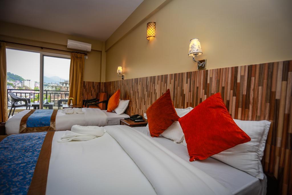 Pokhara Choice Inn Exterior photo