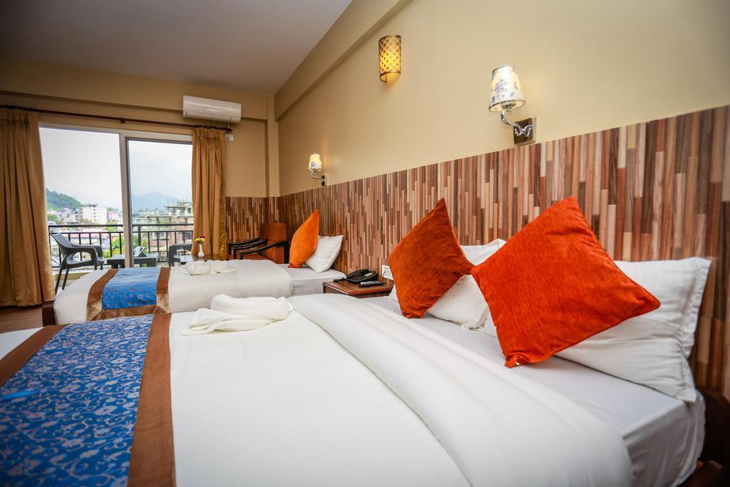 Pokhara Choice Inn Exterior photo