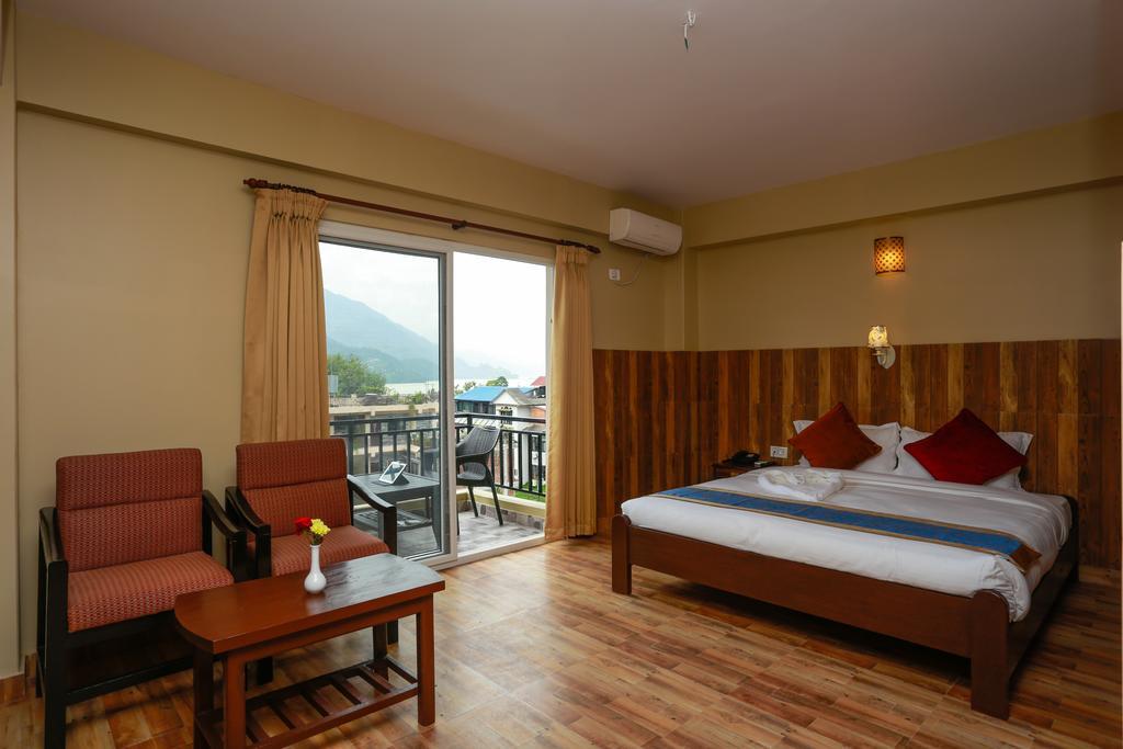 Pokhara Choice Inn Exterior photo