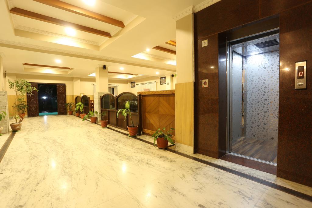 Pokhara Choice Inn Exterior photo